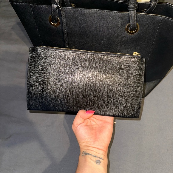 Michael Kors tote - Picture 6 of 6